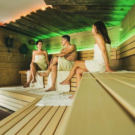 Mokni'S Palais Hotel & Spa Бад Вилдбад Екстериор снимка