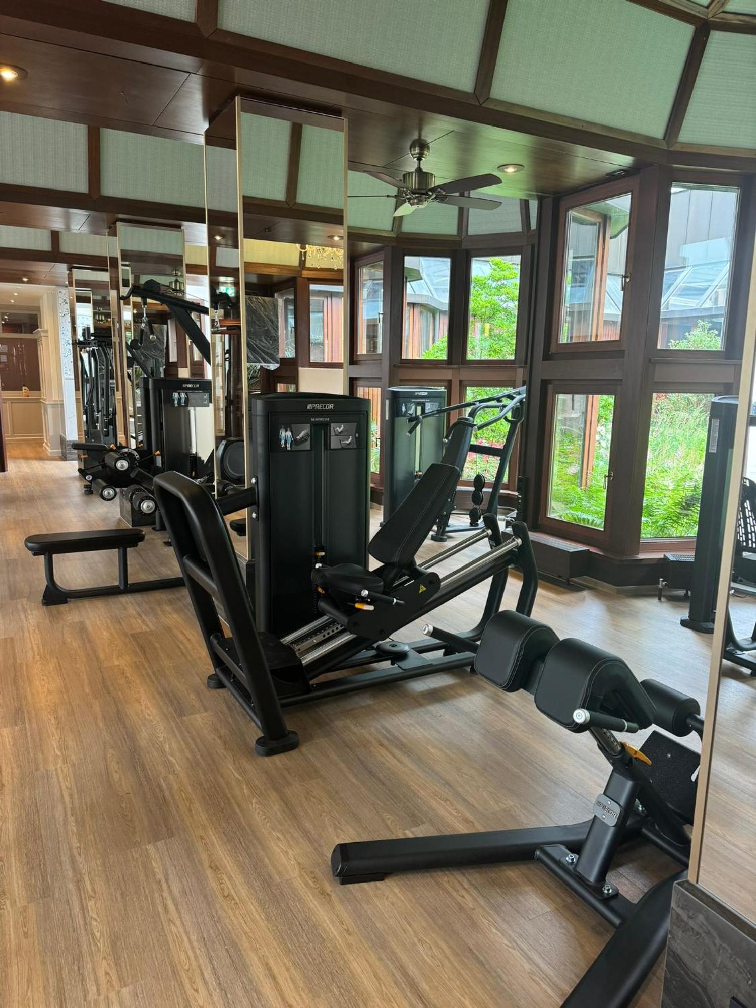 Mokni'S Palais Hotel & Spa Бад Вилдбад Екстериор снимка