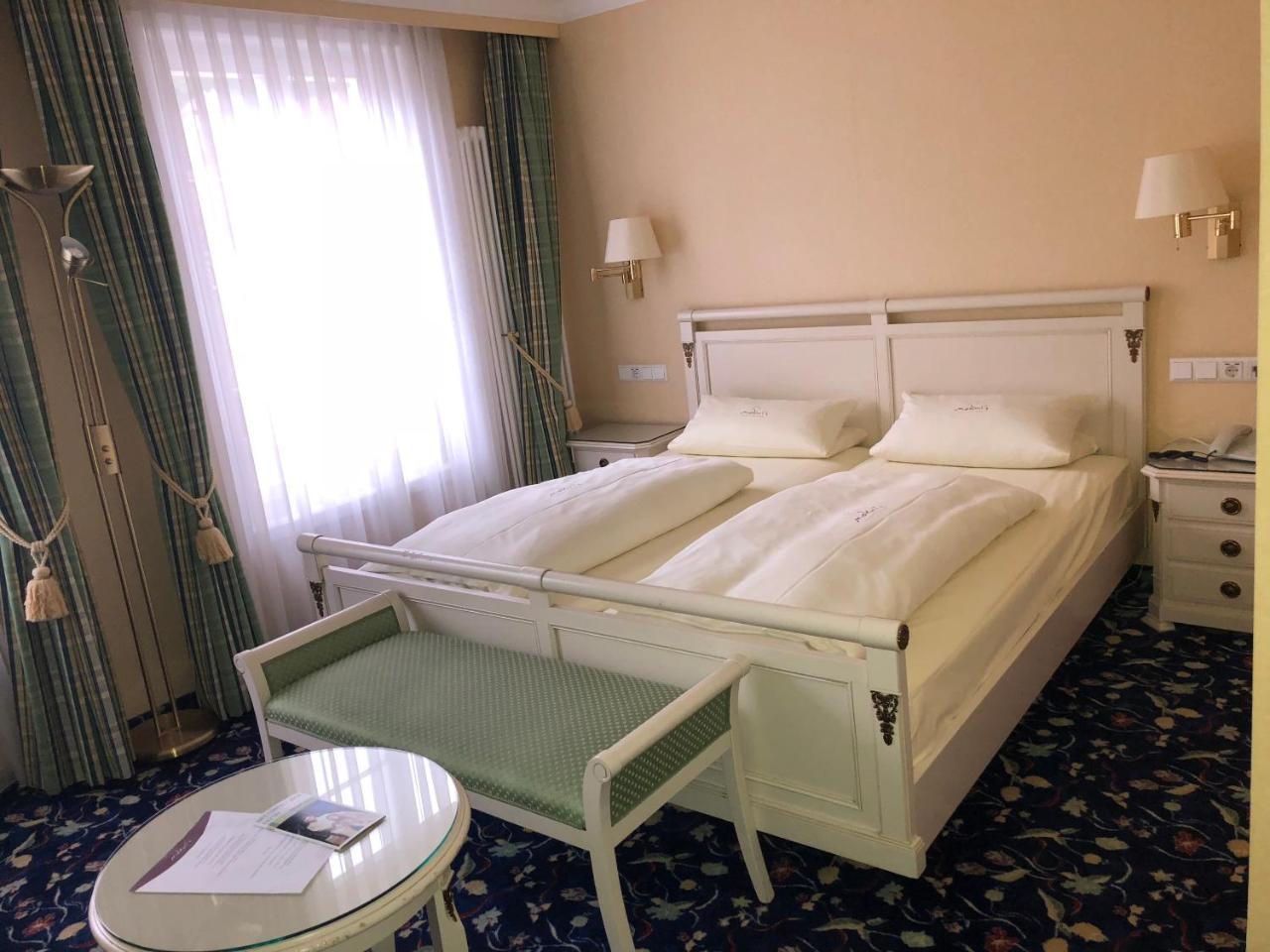 Mokni'S Palais Hotel & Spa Бад Вилдбад Екстериор снимка